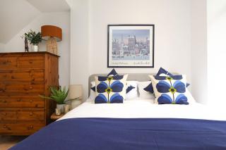 The London Secret, 1 bed flat with patio - Zone 2 - London - 2