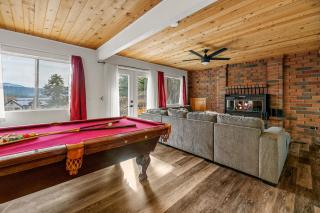 Family Fun Cabin - Mountain home with Game Room, Hot Tub and Lake Views! - Fawnskin - 3