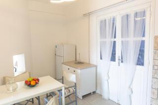 Karavos Sea View Apartments - Skopelos Town - 2