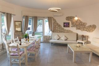 Karavos Sea View Apartments - Skopelos Town - 1