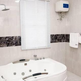 BTT Homes and Suites - 7