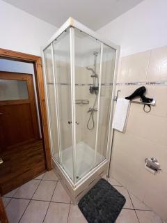 85qm - Zentrale Lage - Parkplatz - Gotinga - 7