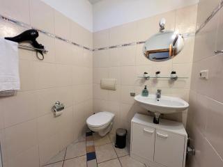 85qm - Zentrale Lage - Parkplatz - Gotinga - 2