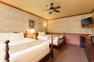 The Blue Heron Inn - LaPorte - 2