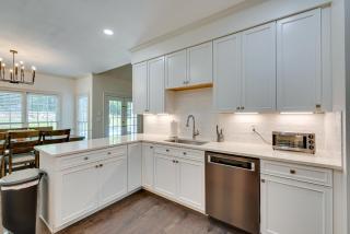 Newnan Vacation Rental with Pool and Pickleball Court! - 2