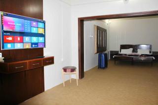 4 Kanal Entire Private Guest House with 2 Bedrooms attached Bathrooms and Kitchen and Lawn - Bālākot - 4