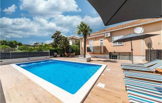 3 Bedroom Nice Home In Kastel Gomilica - 6