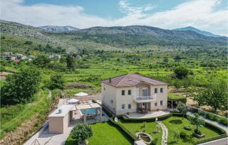 Awesome Home In Tugare With Kitchen - Tugare - 6