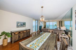 Club Bahia Dont Get Tide Down Make Waves on Isla del Sol - 4