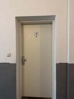 Cozy 8-Person Home in Vienna Located at Haberlgasse 82 N1 - 9