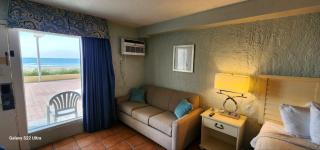Oceanfront Efficiency T105 - Myrtle Beach - 6