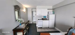 Oceanfront Efficiency T508 - Myrtle Beach - 6