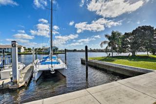 Marina getaway on the water! - Naples - 1