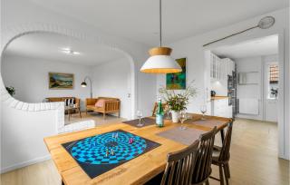 Lovely Home In Nexø With Kitchen - Neksø - 6