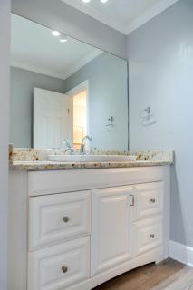 "The Sunset Shack" Best location with Ocean View, short walk to beach, perfect spot for a getaway! - 1