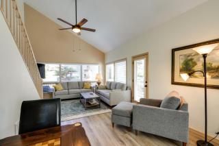 6 Mi to Downtown Flagstaff Townhome with Deck - Flagstaff - 6