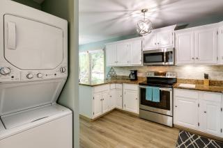 6 Mi to Downtown Flagstaff Townhome with Deck - Flagstaff - 1