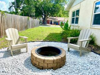 Villa "Impressa" - Billiard,Ping-Pong Table, Lanai, Fire Pit, BBQ Grill, View, Patio, Back Yard - New Port Richey - 6