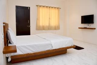 Disha Inn Lodge - Pandharpur - 2