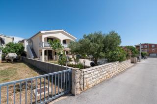 Apartments with parking spaces Vir - 20147 - Vir - 4