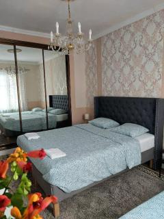 N1 Casa de Madrid - greenpeace line - 6