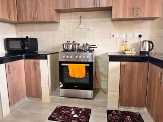 Midtown Executive Suites CBD With Large Balcony - Nakuru - 5