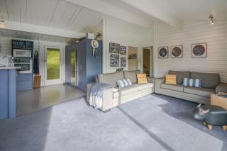 Birdsong Bliss - Takamatua Holiday Home - Takamatua Bay - 5