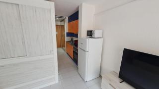 Apartamento con piscina Inter 2 - 1