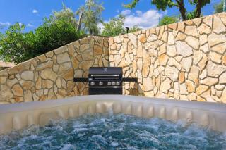 House Zrile with garden and jacuzzi - Baška - 7