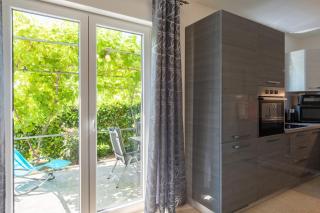 House Zrile with garden and jacuzzi - Baška - 3
