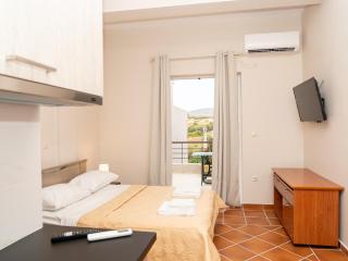 ALLAGIANNIS GROUP APARTMENTS - Markopoulon - 8