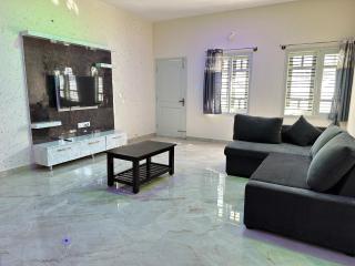 Anthara Service Apartment - Belūr - 4