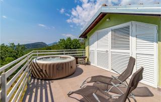2 Bedroom Amazing Home In Crikvenica - Crikvenica - 8