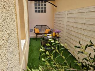 Maison avec Extérieur - Stationnement Gratuit - 6