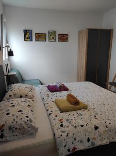 Apartment and Room Bonefacic - Baška - 1