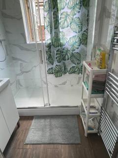 Harrow Town Centre 3 Bed Flat - Sleep up to 5 people, close to London Underground - Harrow - 4