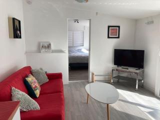 Gîte COQUELICOT F2 avec piscine et SPA - 6