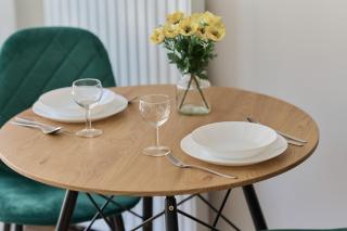 Cozy Studio Wroclaw Nadodrze for 3 Guests with Balcony by Noclegi Renters - Breslavia - 8