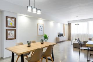Divine 2BR Apartment in the Heart of Athens - Atene - 0