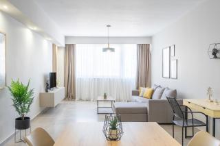 Divine 2BR Apartment in the Heart of Athens - Atene - 9