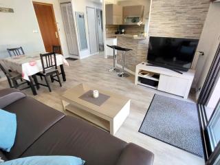 T2 rénové climatisé avec jardin, proche plage, parking sécurisé - FR-1-316-174 - Six-Fours-les-Plages - 9