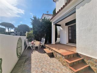 Holiday Home Betty - L'Escala - 8