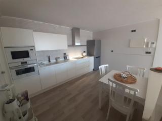 Apartamento en Águilas con amplia terraza y piscina - Águilas - 5