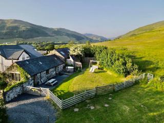 Romantic Snowdonia Cottage with Hot tub, sea & mountain views - Tywyn - 1