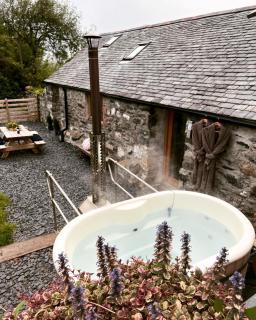 Romantic Snowdonia Cottage with Hot tub, sea & mountain views - Tywyn - 7