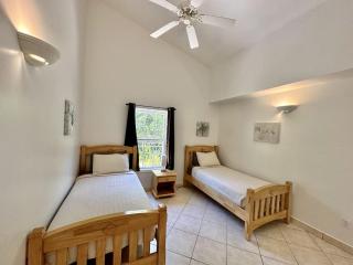 Villa Utopia - Jolly Harbour - 9