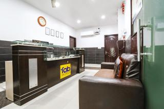 FabHotel The Lazeez - Nova Deli - 9