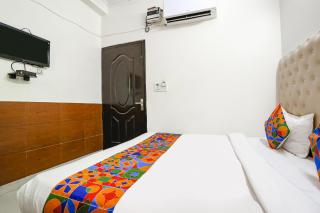 FabHotel The Lazeez - 2