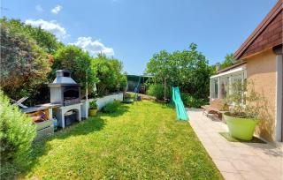 Gorgeous Home In Francheville With Wifi - 7