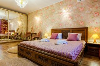 Poznyakoff Aparthotel - Kyiv - 0